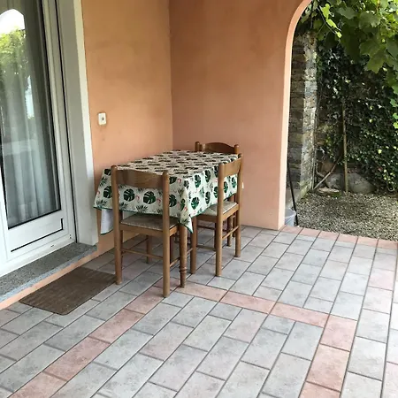 Romantico 公寓 Gambarogno